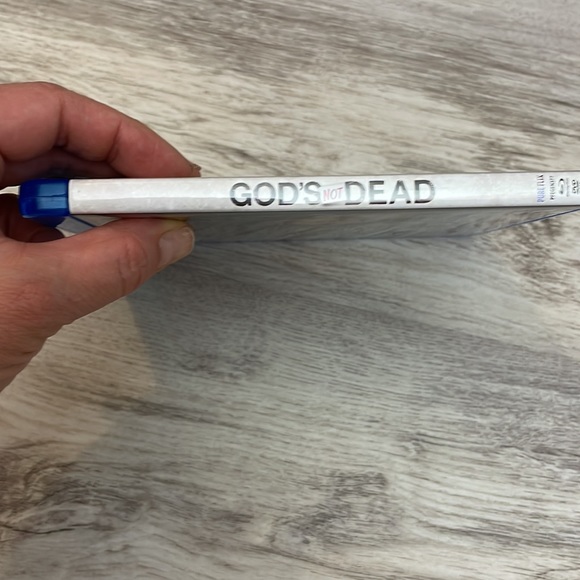 God's Not Dead 2014 Movie Blu-Ray Adventure Comedy Drama PG 1h 53m - Picture 2 of 5